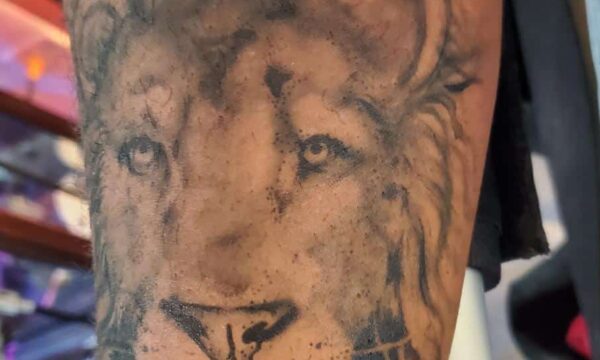 Tat Bar Las Vegas Temporary Airbrush Tattoo Lion Tattoo 5 Tat Bar Las Vegas Temporary Airbrush Tattoo Lion Tattoo 5